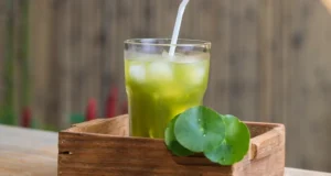 10 ประโยชน์ใบบัวบก ผักสมุนไพรบำรุงสมอง ลดอักเสบ