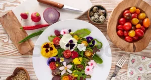 รวมดอกไม้กินได้ 8 ชนิด เปลี่ยนจานธรรมดาให้มีมูลค่า ด้วยวัตถุดิบจากสวน