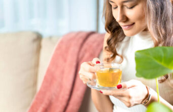 5 เครื่องดื่มสมุนไพรลดโซเดียม กู้ร่างพังให้กลับมาเพรียว