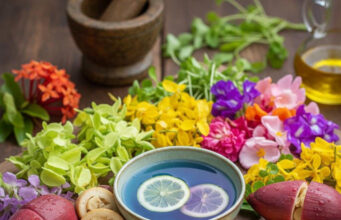 ดอกไม้กินได้ ตำหรับไทยโบราณ อาหารจานสร้างสรรค์ อร่อย เป็นยา ดีต่อร่างกาย